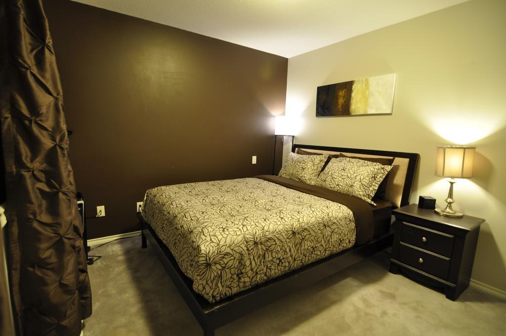 Cornerstone Bed And Breakfast Revelstoke Rum bild